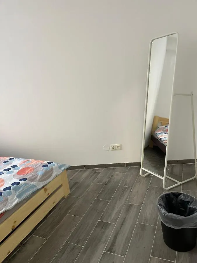 Hana'S Rooms Wiedeń 0*,